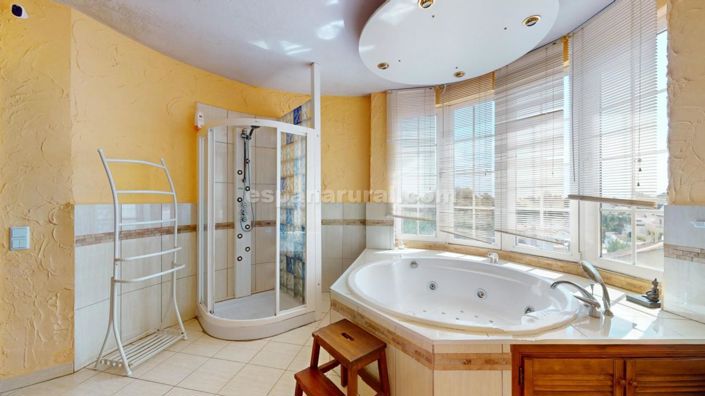 Image No.22-5 Bed Villa for sale