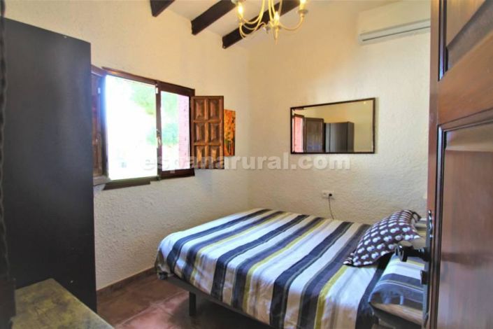 Image No.18-9 Bed Villa for sale