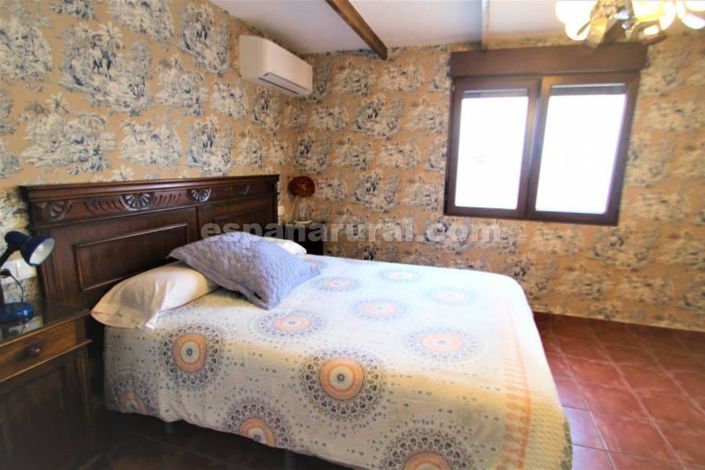 Image No.19-9 Bed Villa for sale