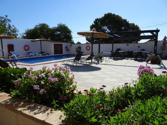 Image No.4-9 Bed Villa for sale