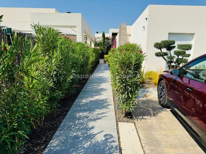 Image No.22-2 Bed Villa for sale