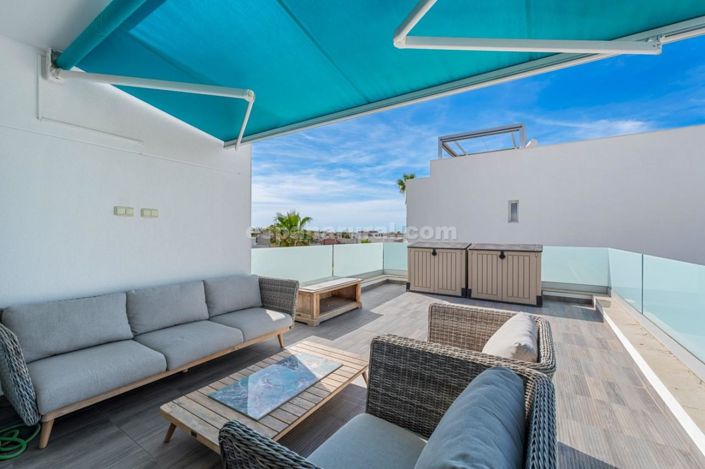 Image No.24-2 Bed Villa for sale