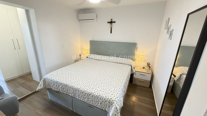 Image No.12-2 Bed Villa for sale