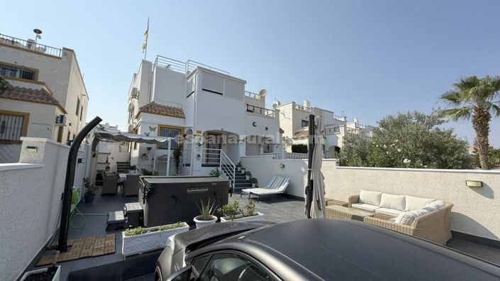 Image No.26-2 Bed Villa for sale