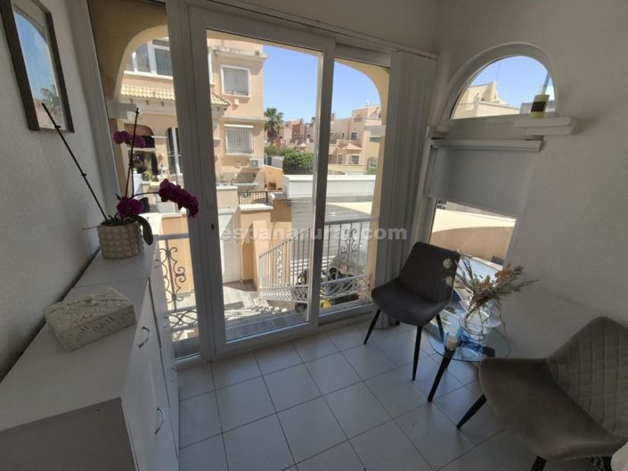 Image No.2-3 Bed Villa for sale