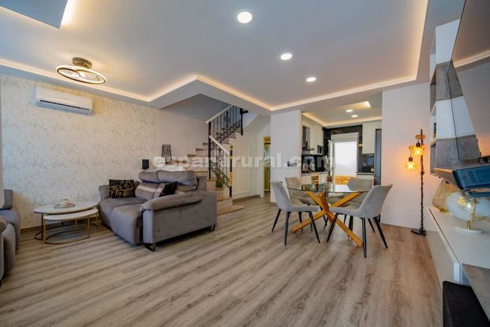 Image No.4-3 Bed Villa for sale