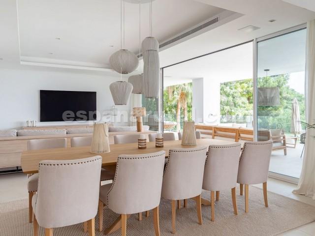 Image No.6-4 Bed Villa for sale