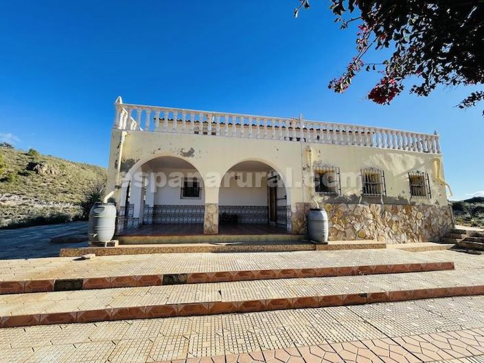 Image No.17-3 Bed Country House for sale