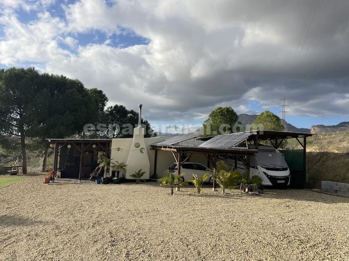 Image No.4-1 Bed Country House for sale