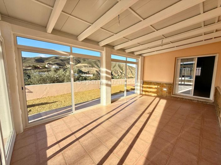 Image No.3-3 Bed Villa for sale