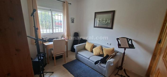 Image No.9-3 Bed Villa for sale