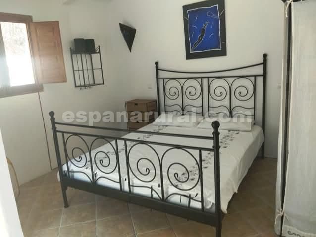 Image No.21-7 Bed Country House for sale