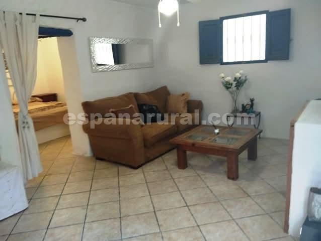 Image No.7-7 Bed Country House for sale