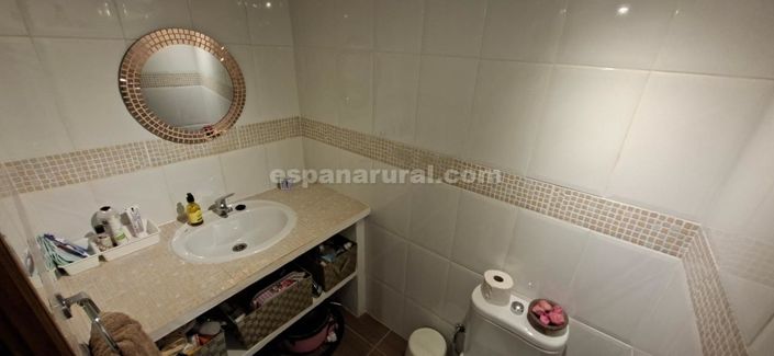Image No.15-5 Bed Country House for sale