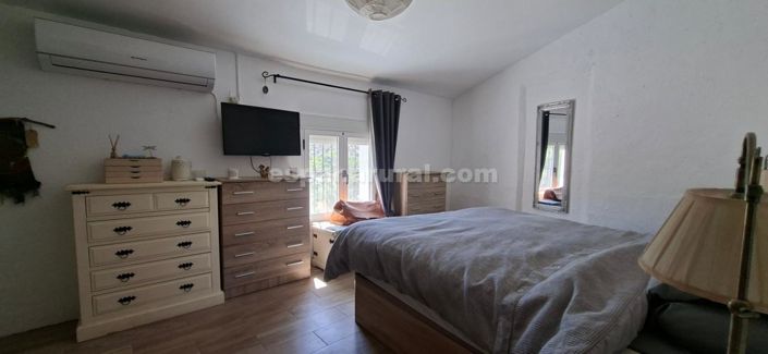 Image No.18-5 Bed Country House for sale
