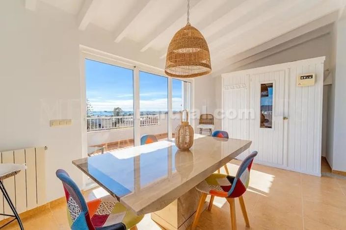 Image No.14-4 Bed Villa for sale