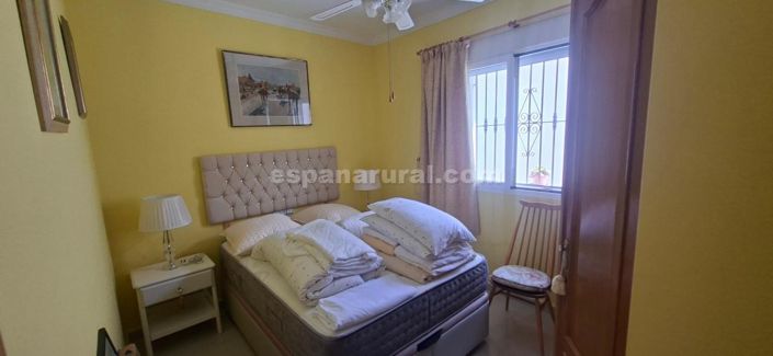 Image No.10-3 Bed Villa for sale