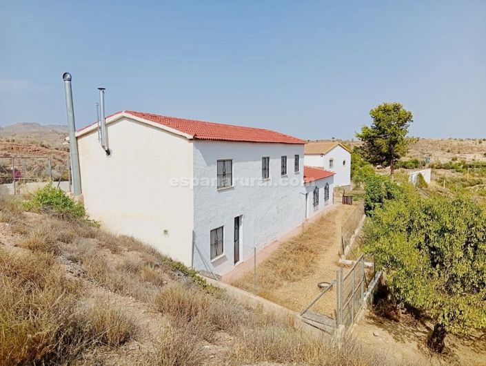 Image No.16-3 Bed Country House for sale