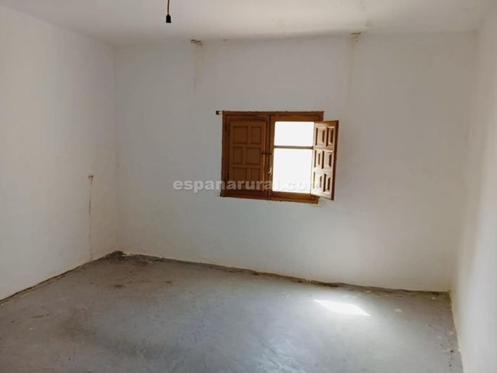 Image No.14-3 Bed Village House for sale