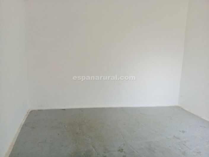 Image No.8-3 Bed Village House for sale