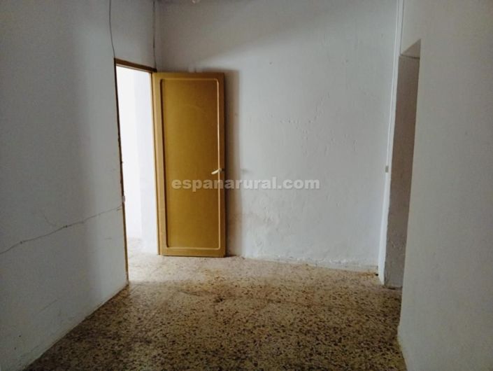 Image No.9-3 Bed Village House for sale