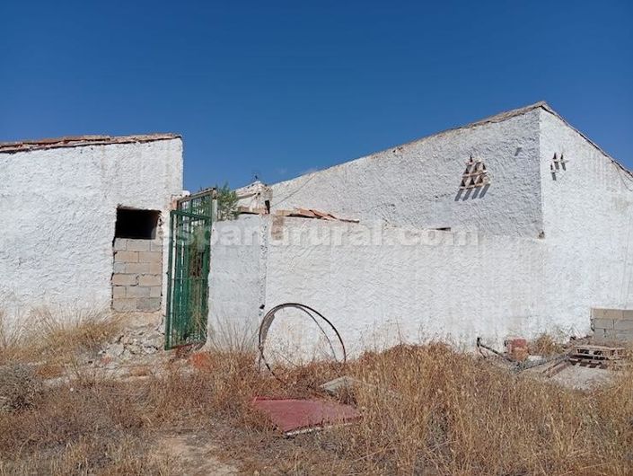 Image No.14-4 Bed Country House for sale