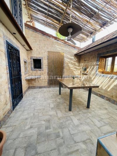 Image No.18-4 Bed Country House for sale