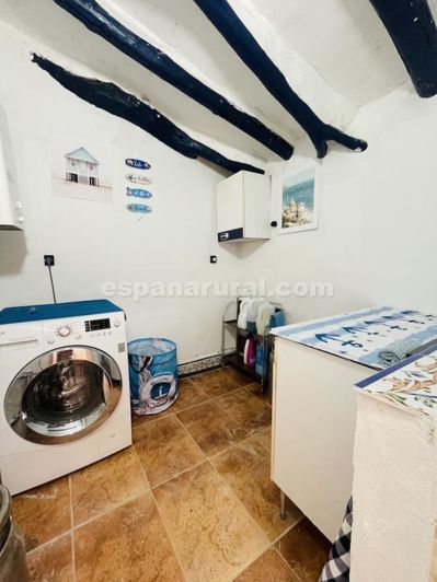 Image No.19-4 Bed Country House for sale
