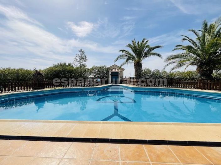 Image No.26-4 Bed Country House for sale