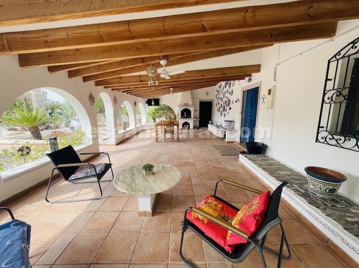 Image No.4-4 Bed Country House for sale