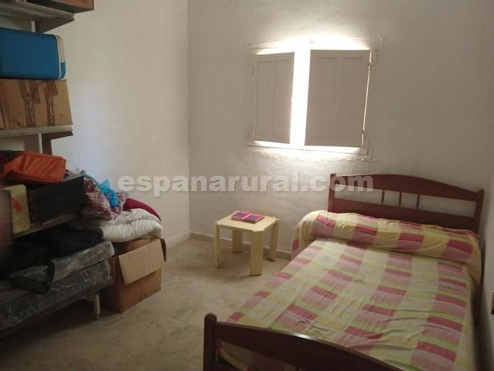 Image No.8-5 Bed Country House for sale