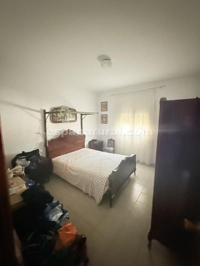Image No.18-8 Bed Country House for sale