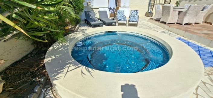 Image No.21-6 Bed Villa for sale