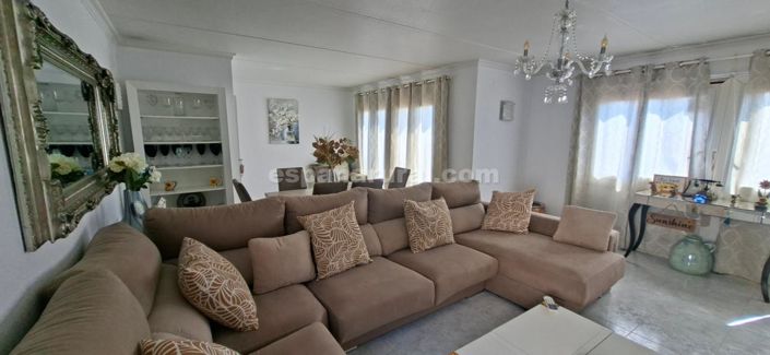 Image No.3-6 Bed Villa for sale