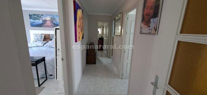 Image No.8-6 Bed Villa for sale