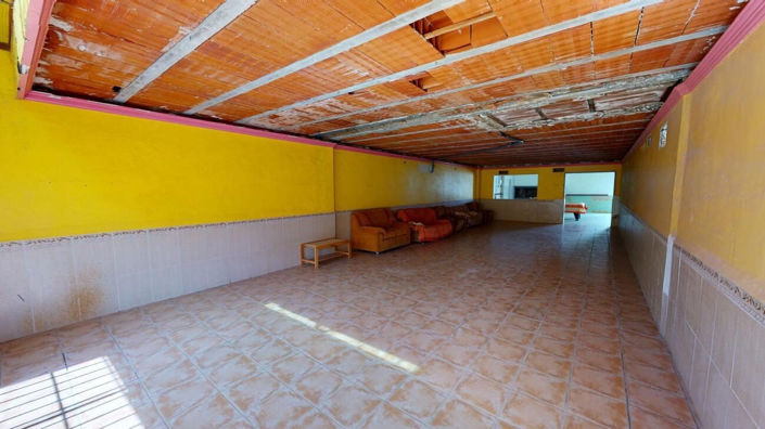 Image No.11-5 Bed Townhouse for sale