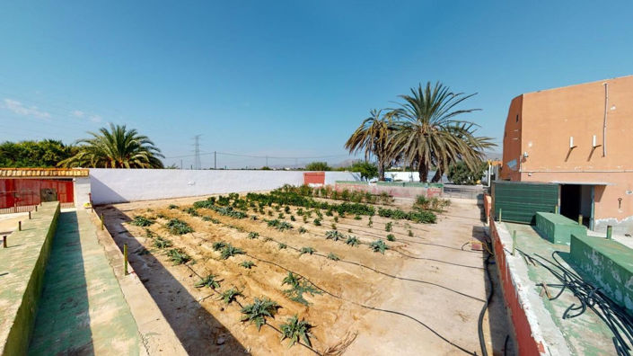 Image No.27-5 Bed Townhouse for sale