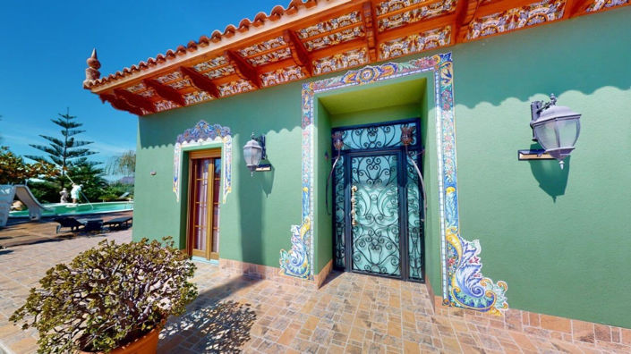 Image No.3-Villa de 4 chambres à vendre à Alicante