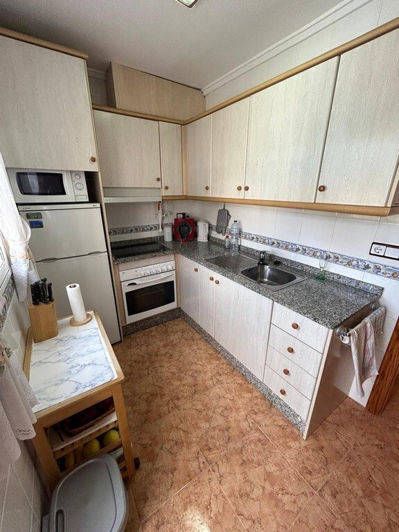 Image No.8-2 Bed Townhouse for sale