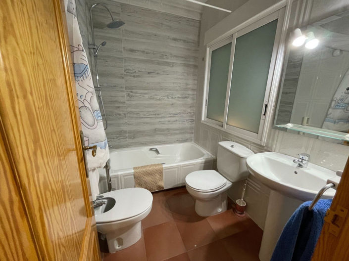 Image No.17-6 Bed Villa for sale