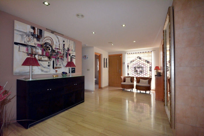 Image No.15-4 Bed Country House for sale