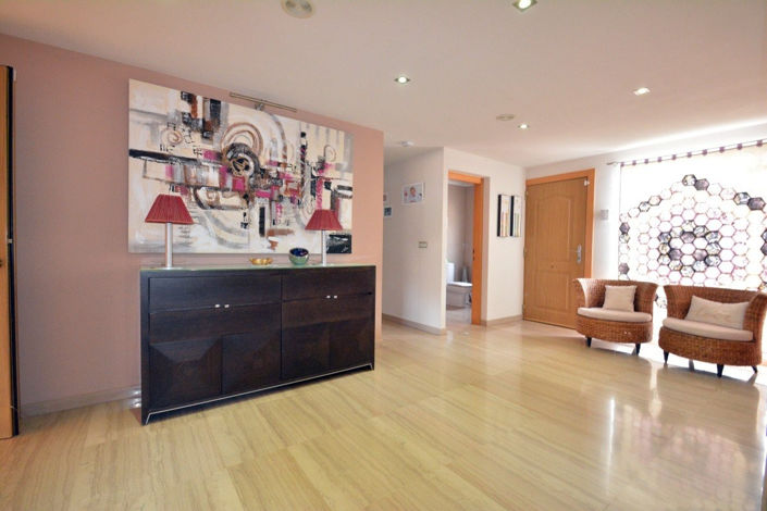 Image No.16-4 Bed Country House for sale