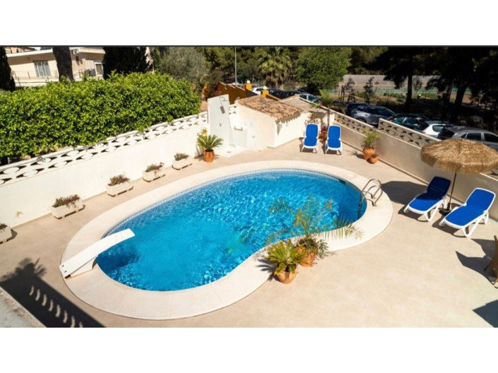 Image No.2-4 Bed Villa for sale