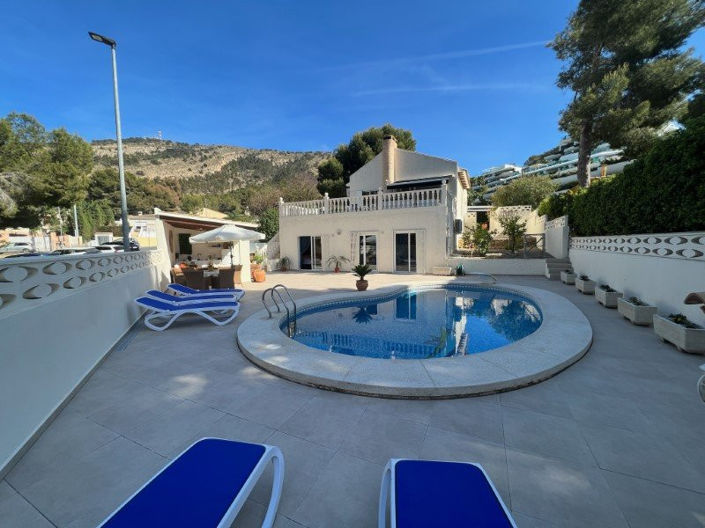 Image No.50-4 Bed Villa for sale