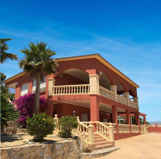 Image No.4-Villa de 8 chambres à vendre à Alicante