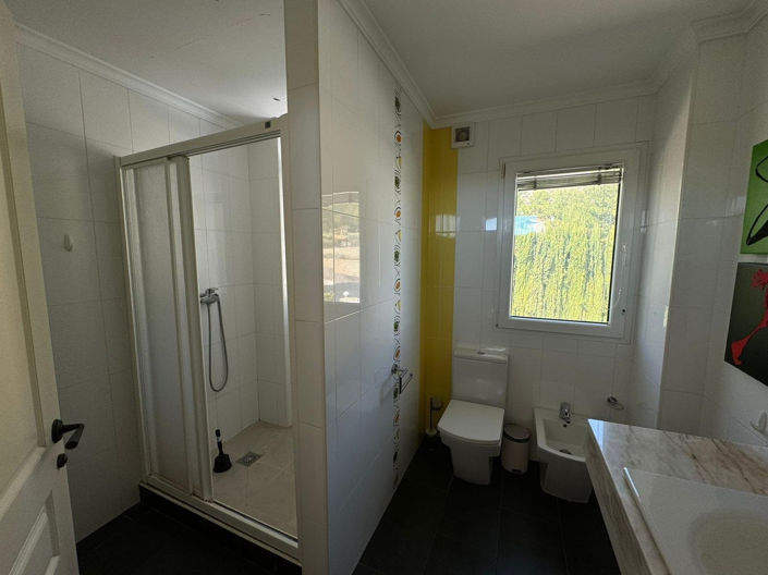 Image No.21-4 Bed Villa for sale