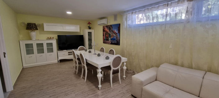 Image No.18-7 Bed Villa for sale