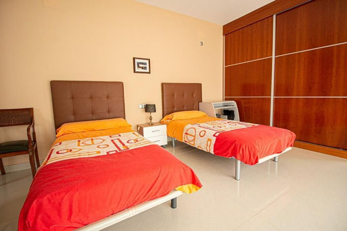 Image No.17-6 Bed Villa for sale