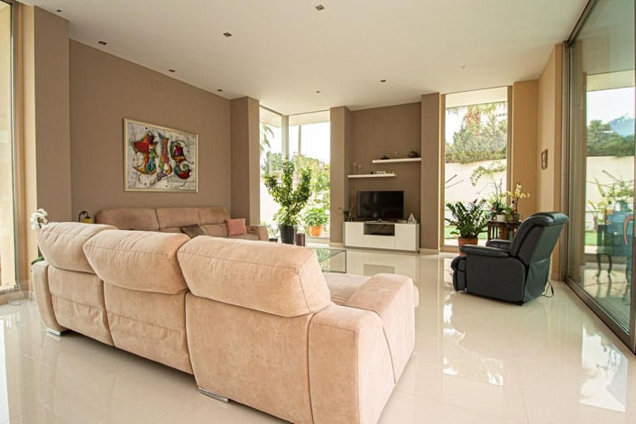 Image No.7-6 Bed Villa for sale