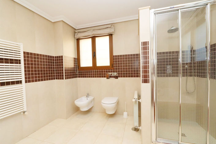 Image No.44-Villa de 5 chambres à vendre à Valencia